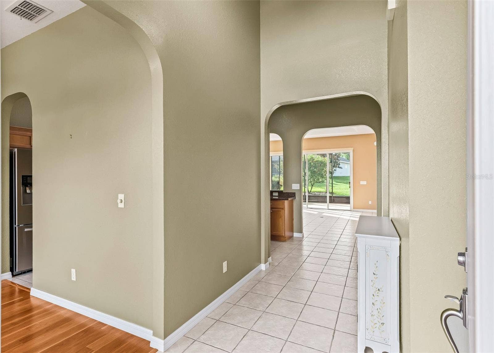 12439 SE 176TH LOOP, Summerfield, FL 34491 Foyer w/ 14' ceiling