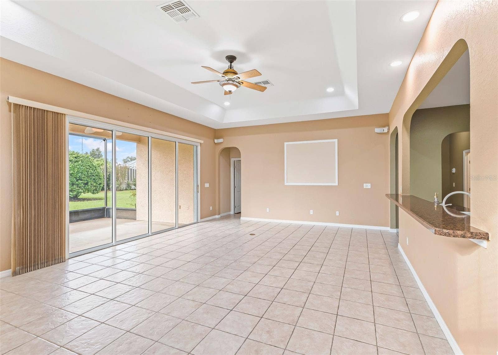 12439 SE 176TH LOOP, Summerfield, FL 34491 Great room