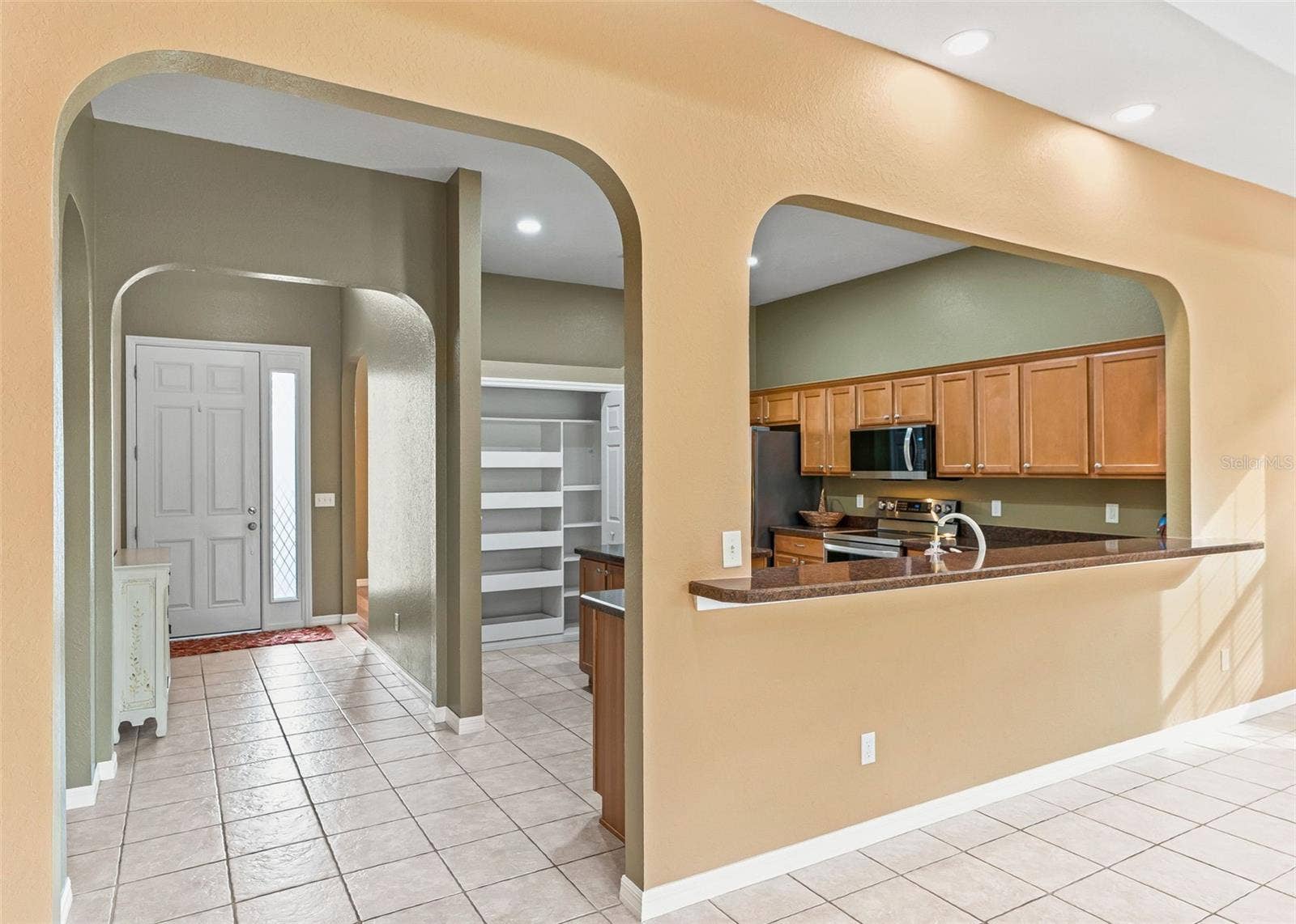12439 SE 176TH LOOP, Summerfield, FL 34491 Breakfast bar