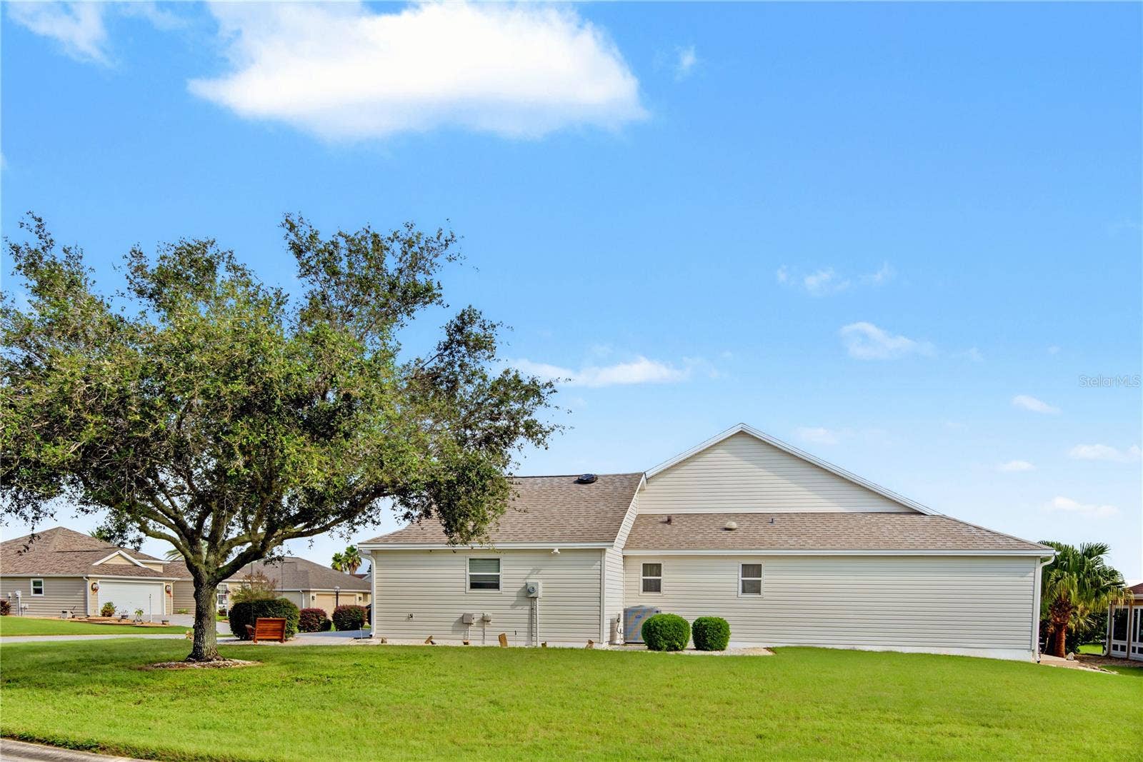 1073 ALCOVE LOOP, The Villages, FL 32162 1073 ALCOVE LOOP, The Villages, FL 32162