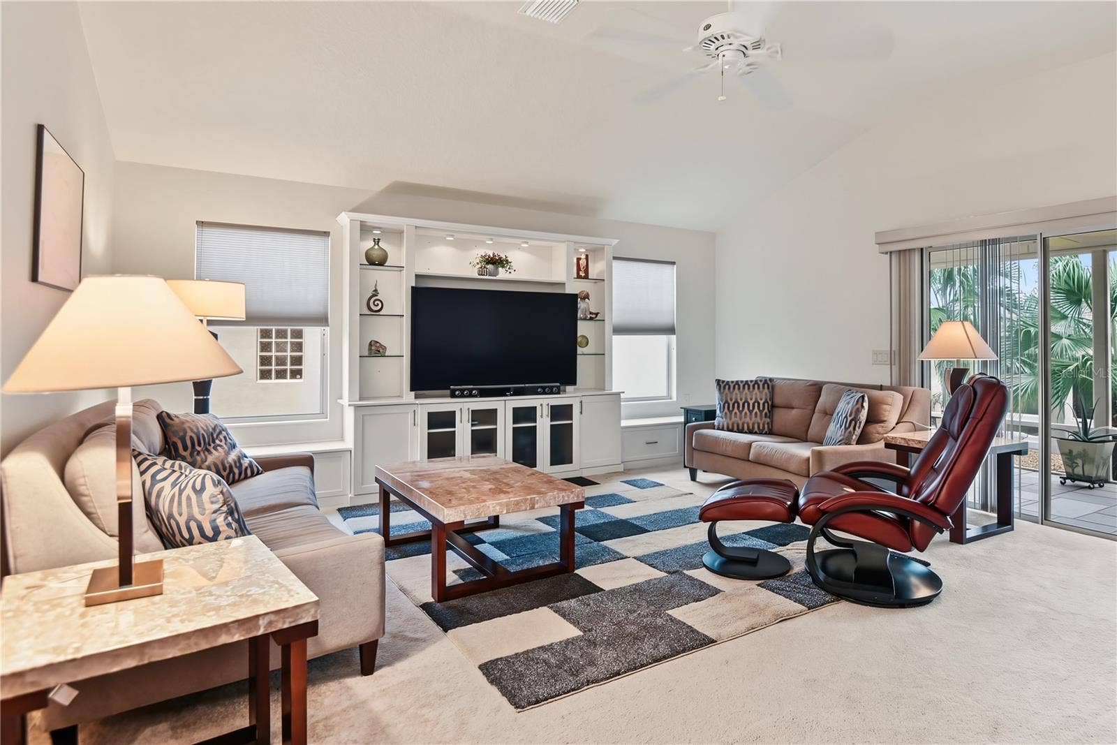 1073 ALCOVE LOOP, The Villages, FL 32162 1073 ALCOVE LOOP, The Villages, FL 32162