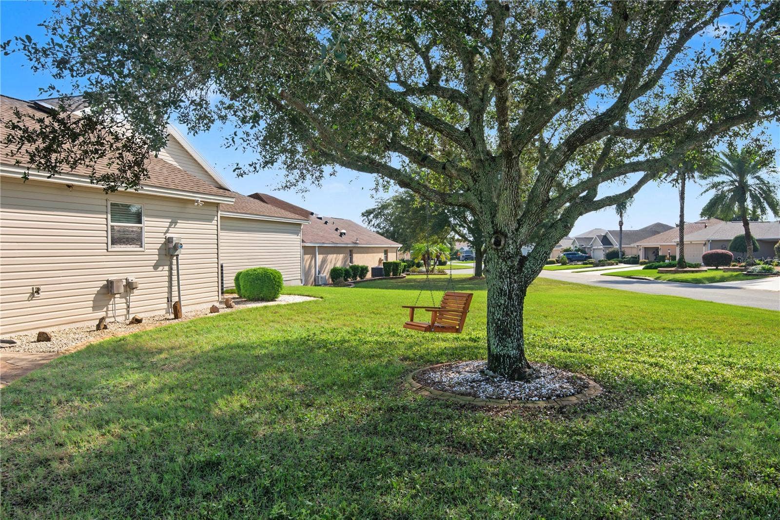 1073 ALCOVE LOOP, The Villages, FL 32162 1073 ALCOVE LOOP, The Villages, FL 32162
