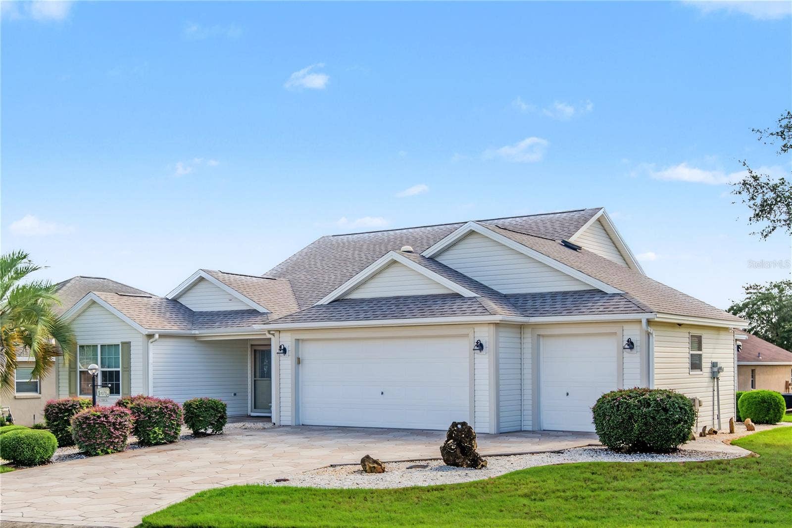 1073 ALCOVE LOOP, The Villages, FL 32162 1073 ALCOVE LOOP, The Villages, FL 32162