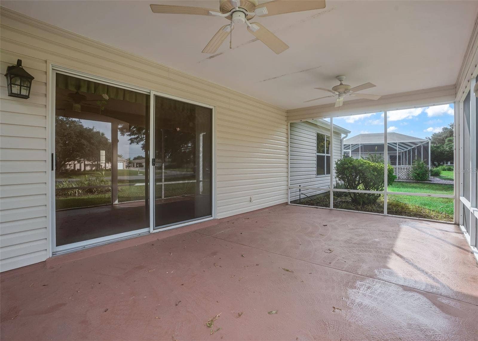 930 RAMOS DRIVE, The Villages, FL 32159 Screened Lanai