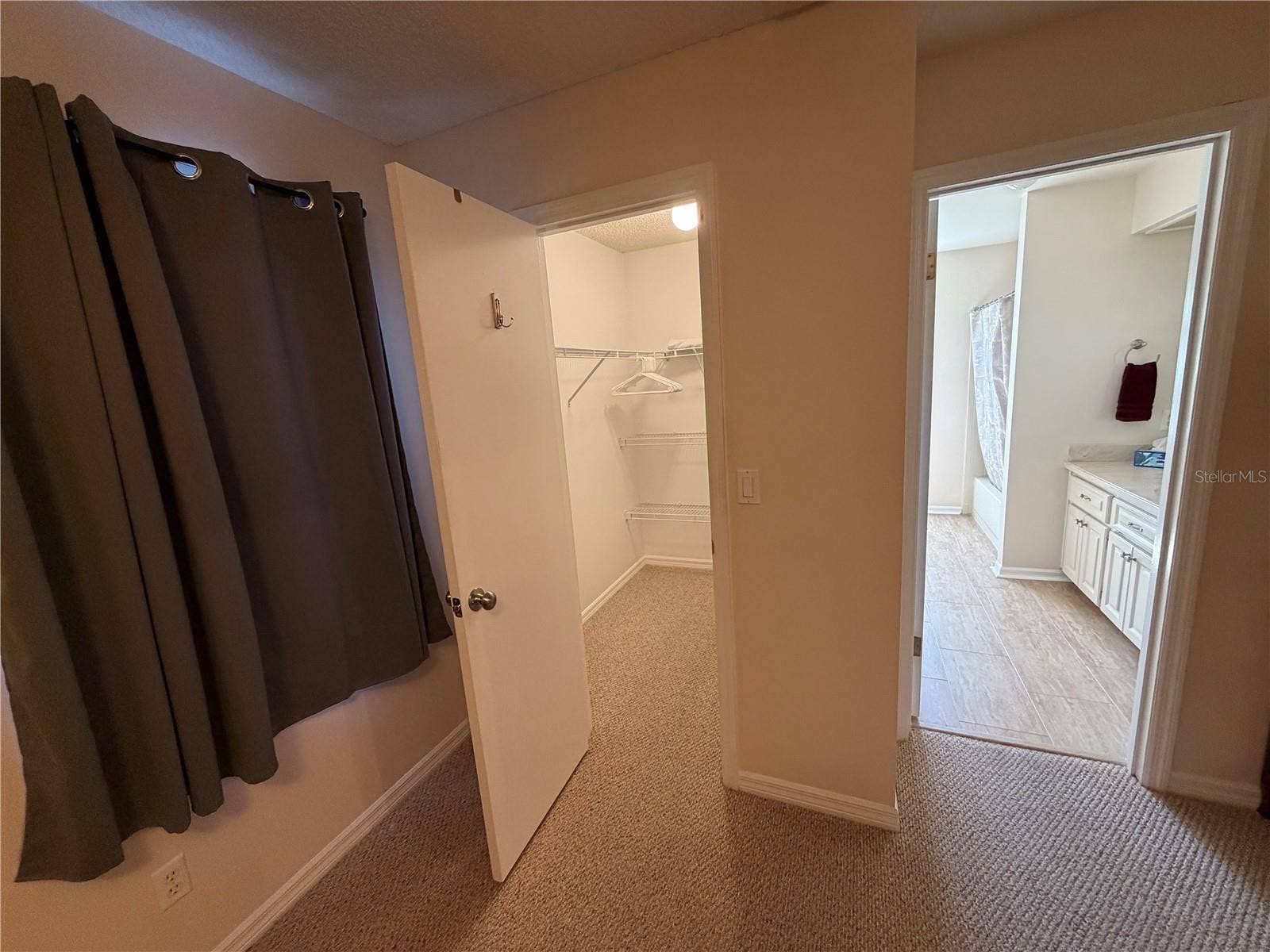 5641 LAVER STREET, Leesburg, FL 34748 5641 LAVER STREET, Leesburg, FL 34748