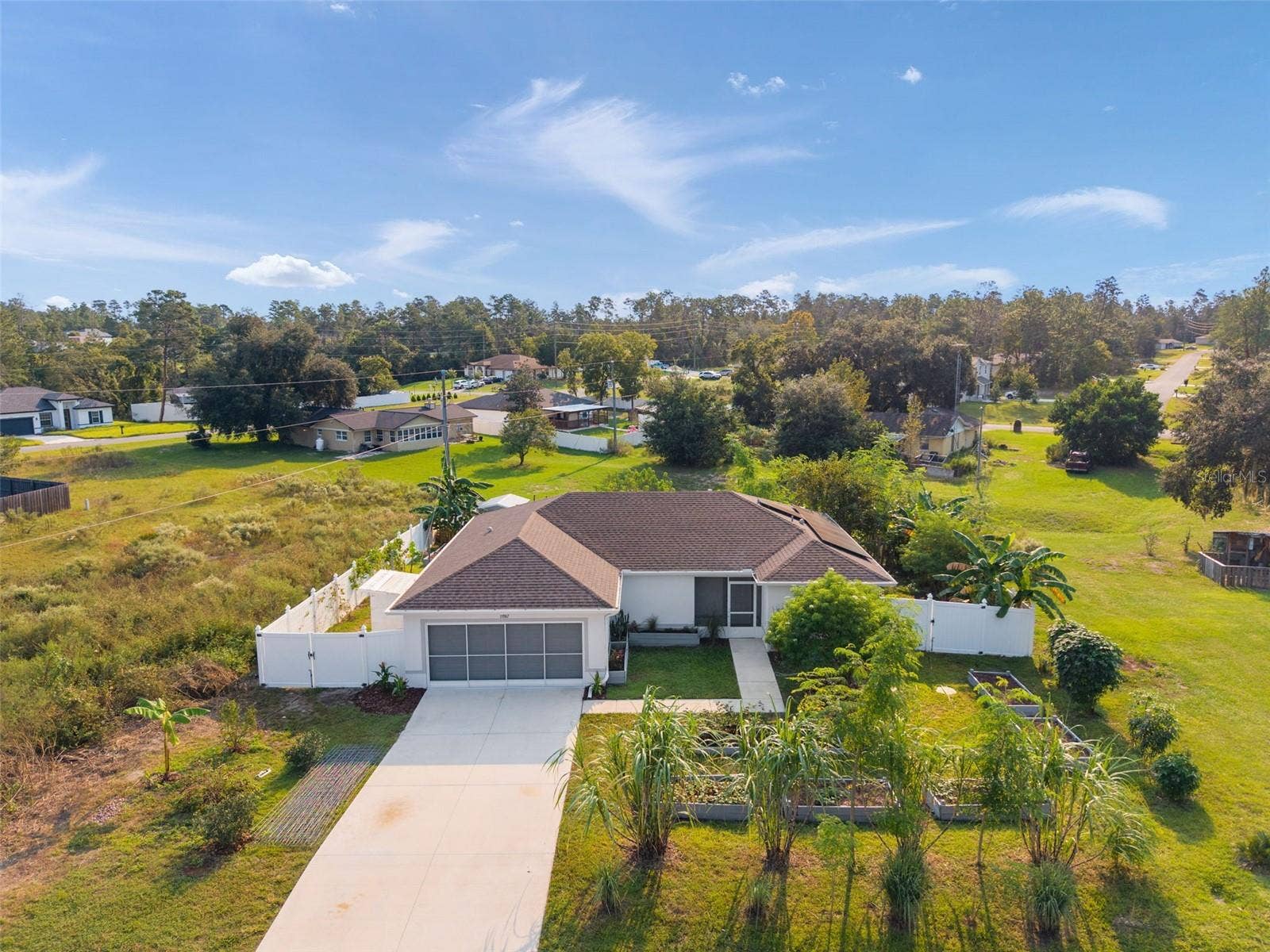 15987 SW 55TH AVENUE ROAD, Ocala, FL 34473 FULLY FENCED YARD - SOLAR PANELS ON BACK AND SIDE!