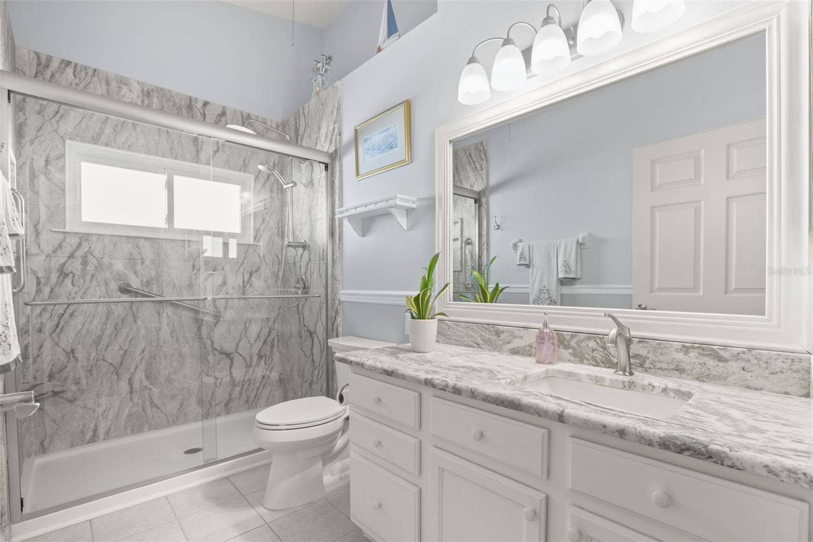 4704 RIVER RIDGE DRIVE, Leesburg, FL 34748 Guest Bath