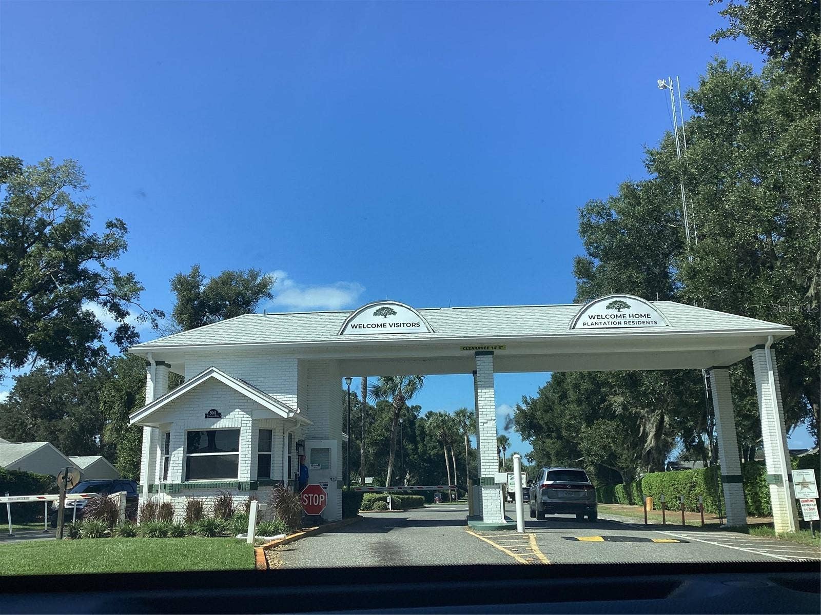 4704 RIVER RIDGE DRIVE, Leesburg, FL 34748 Guard-Gated Entrance