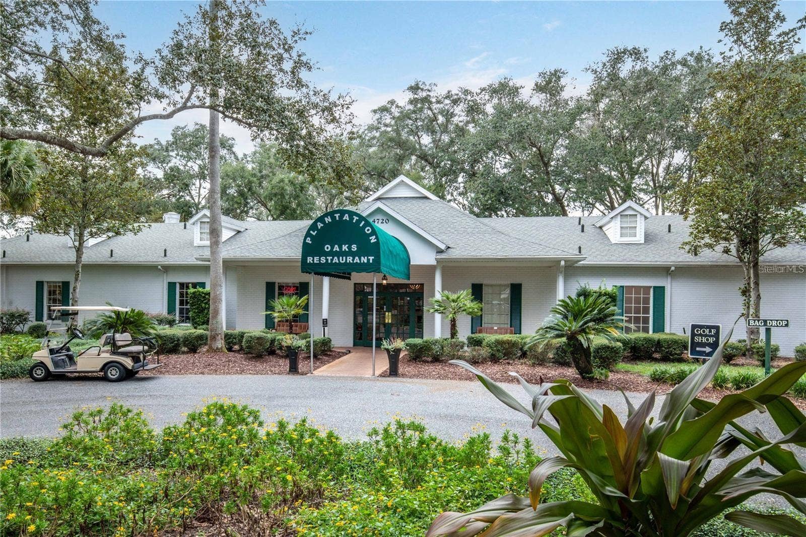 4704 RIVER RIDGE DRIVE, Leesburg, FL 34748 Restaurant and Golf Pro shop