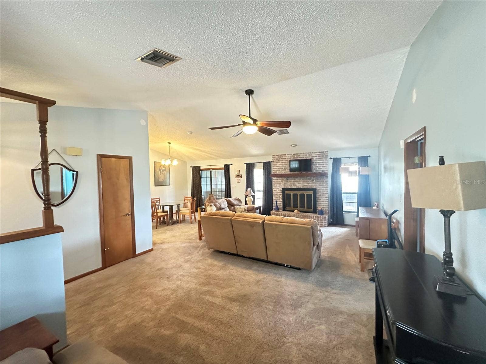 5220 ROYAL OAK DRIVE, Fruitland Park, FL 34731
