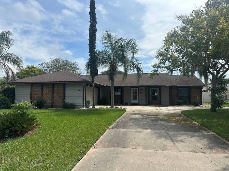 Property photo for 5220 ROYAL OAK DRIVE, Fruitland Park, FL
