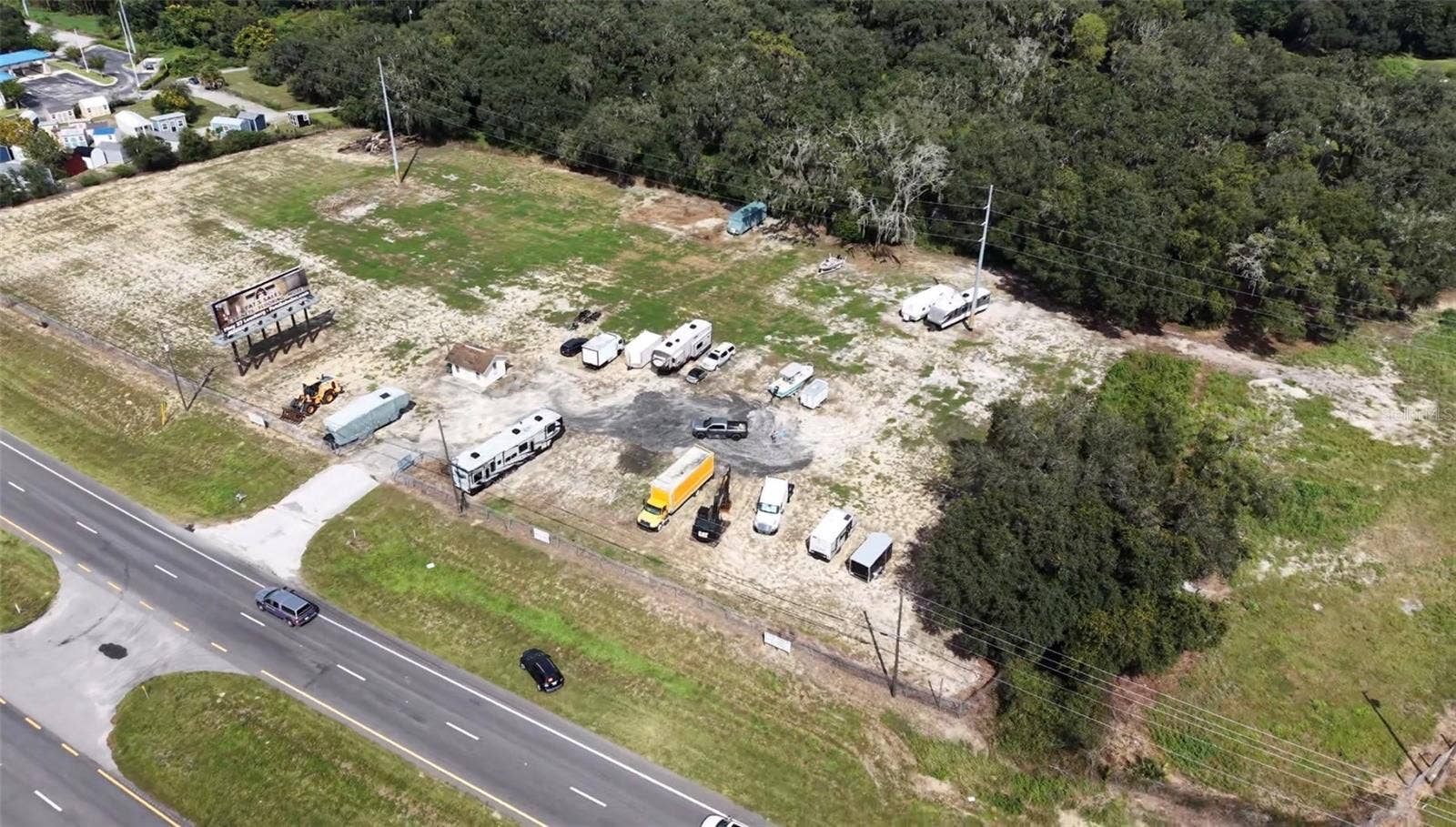 27310 US HIGHWAY 27, Leesburg, FL 34748 27310 US HIGHWAY 27, Leesburg, FL 34748