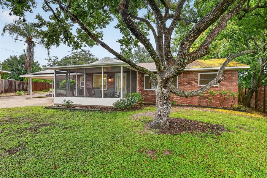 Property photo for 552 HIGHLAND DRIVE, Eustis, FL