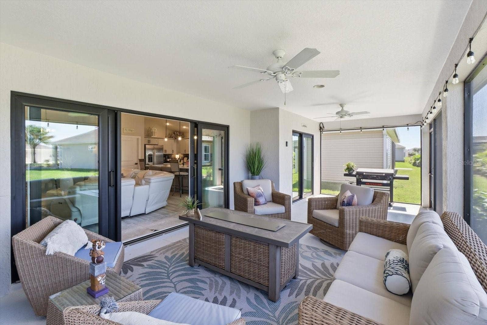 extended lanai