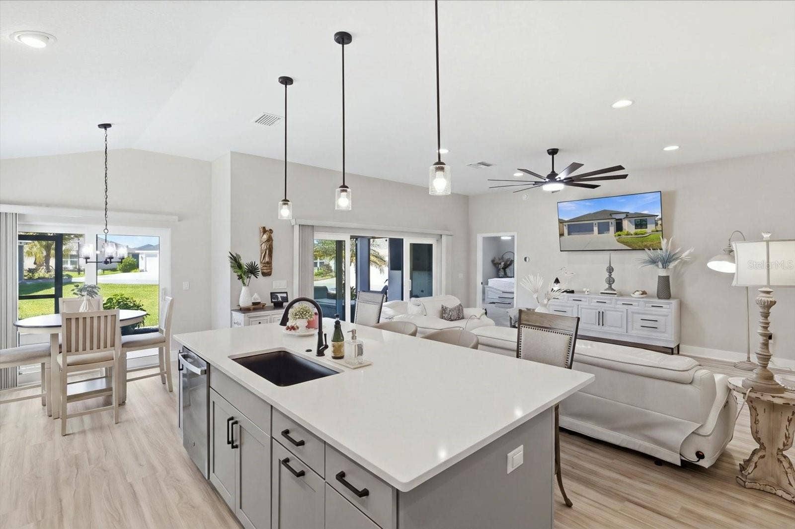 kitchen 4ft8inchesx9ft