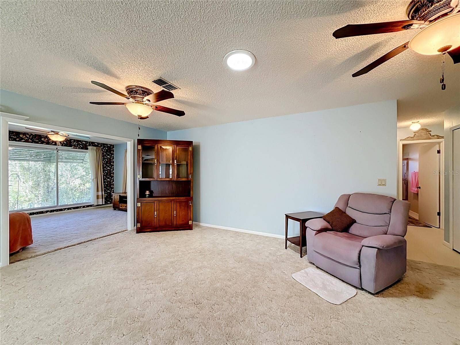 1706 ORKNEY DRIVE, Leesburg, FL 34788 Livingroom