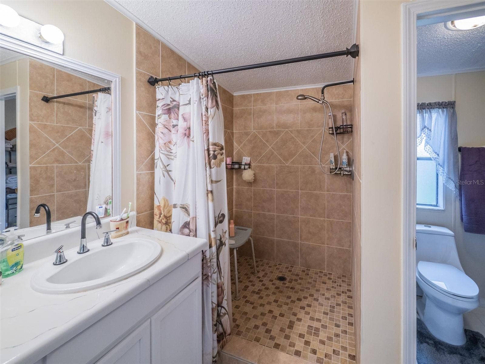 4634 BELLE GROVE, Leesburg, FL 34748 4634 BELLE GROVE, Leesburg, FL 34748