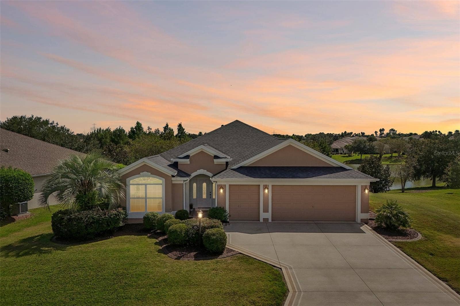 494 ARBELLA LOOP, The Villages, FL 32162 Twilight Front Exterior