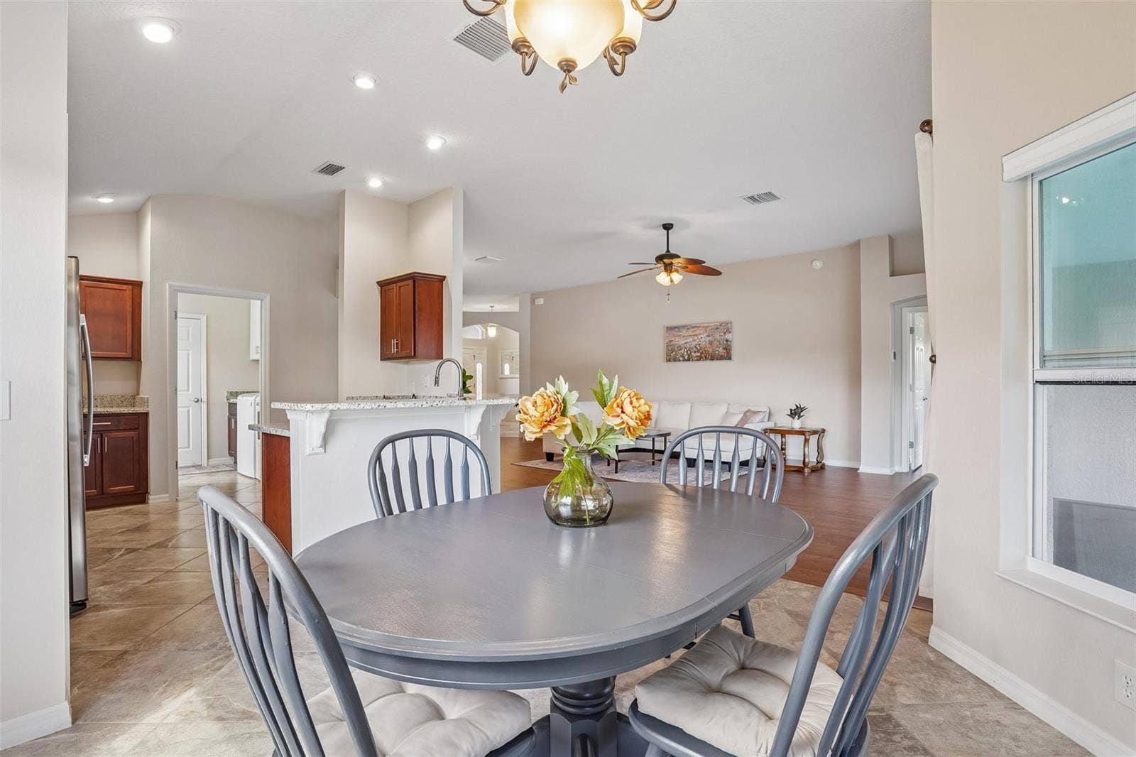 494 ARBELLA LOOP, The Villages, FL 32162 Breakfast Nook