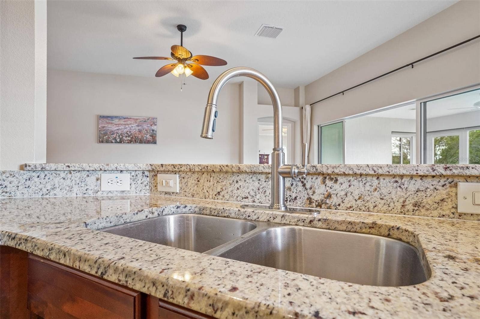 494 ARBELLA LOOP, The Villages, FL 32162 Kitchen Sink with New Faucet and Granite Countertops