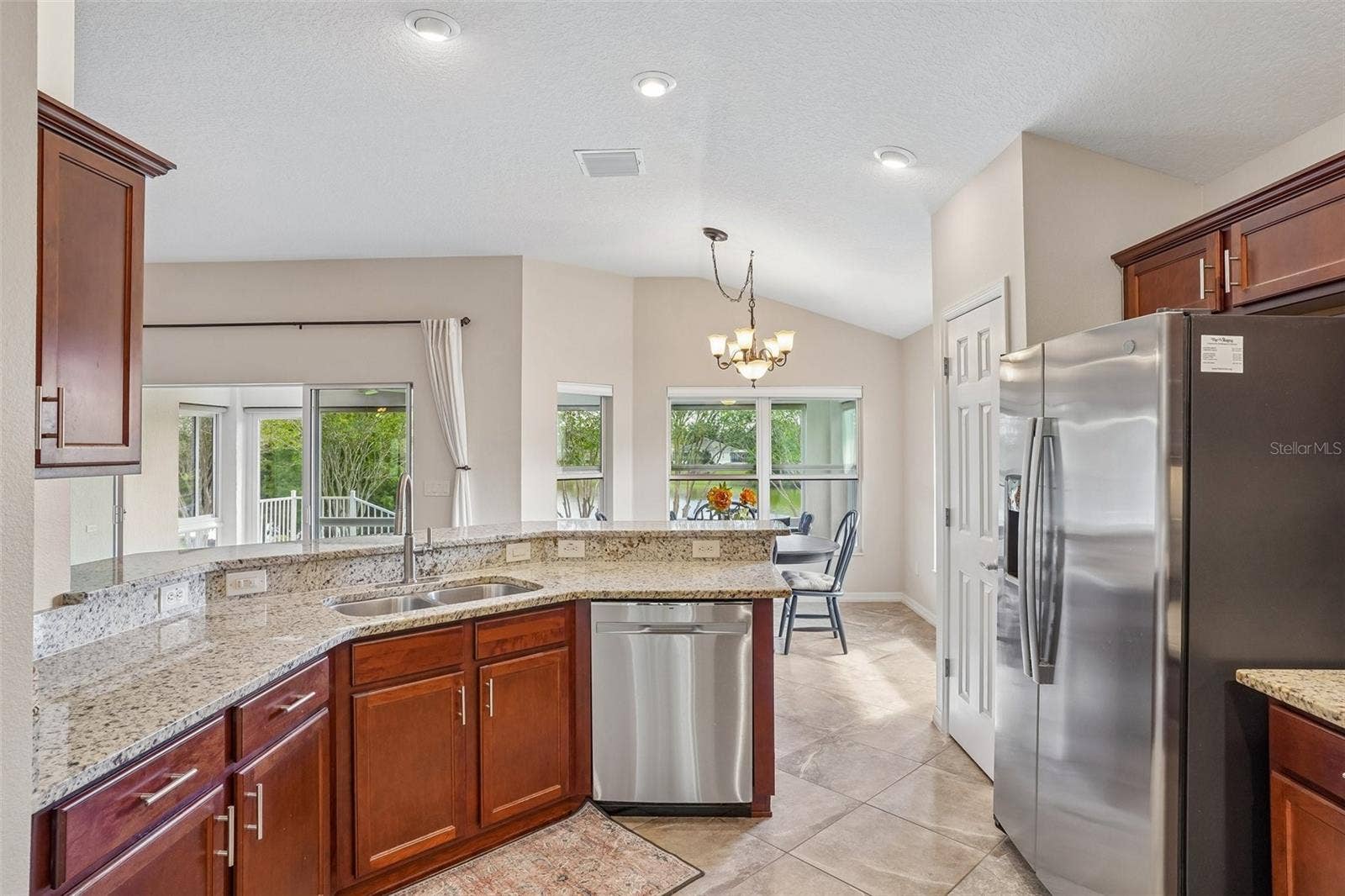 494 ARBELLA LOOP, The Villages, FL 32162 Kitchen
