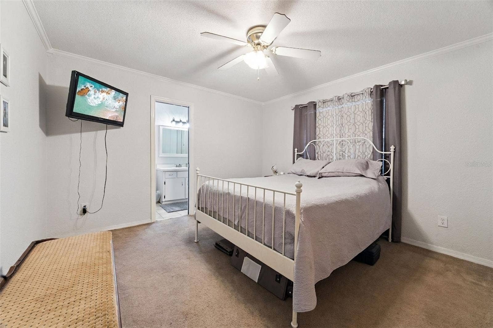 324 E FULLERS CROSS ROAD, Winter Garden, FL 34787 324 E FULLERS CROSS ROAD, Winter Garden, FL 34787