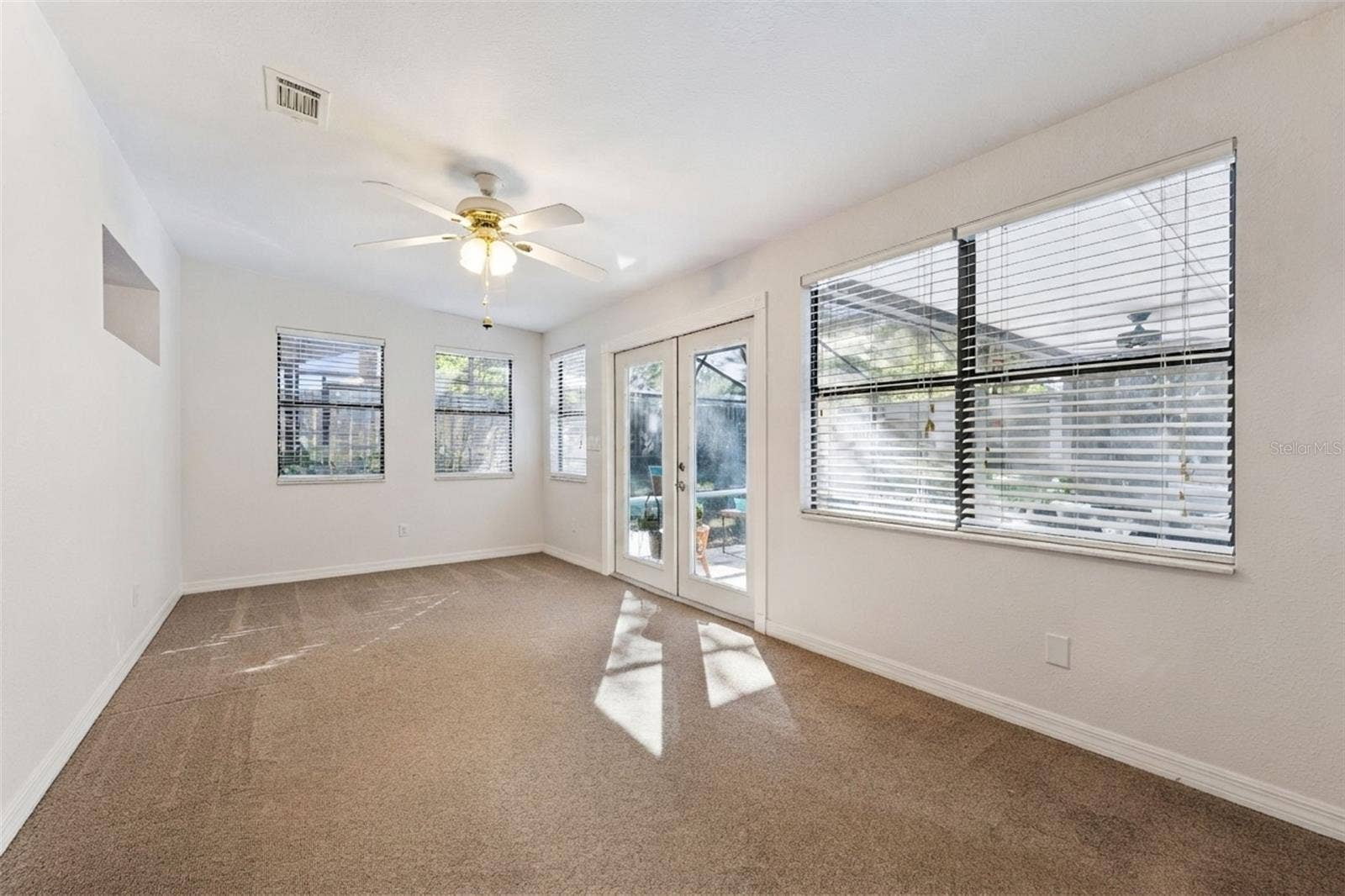 324 E FULLERS CROSS ROAD, Winter Garden, FL 34787 Den, Office, or Loft