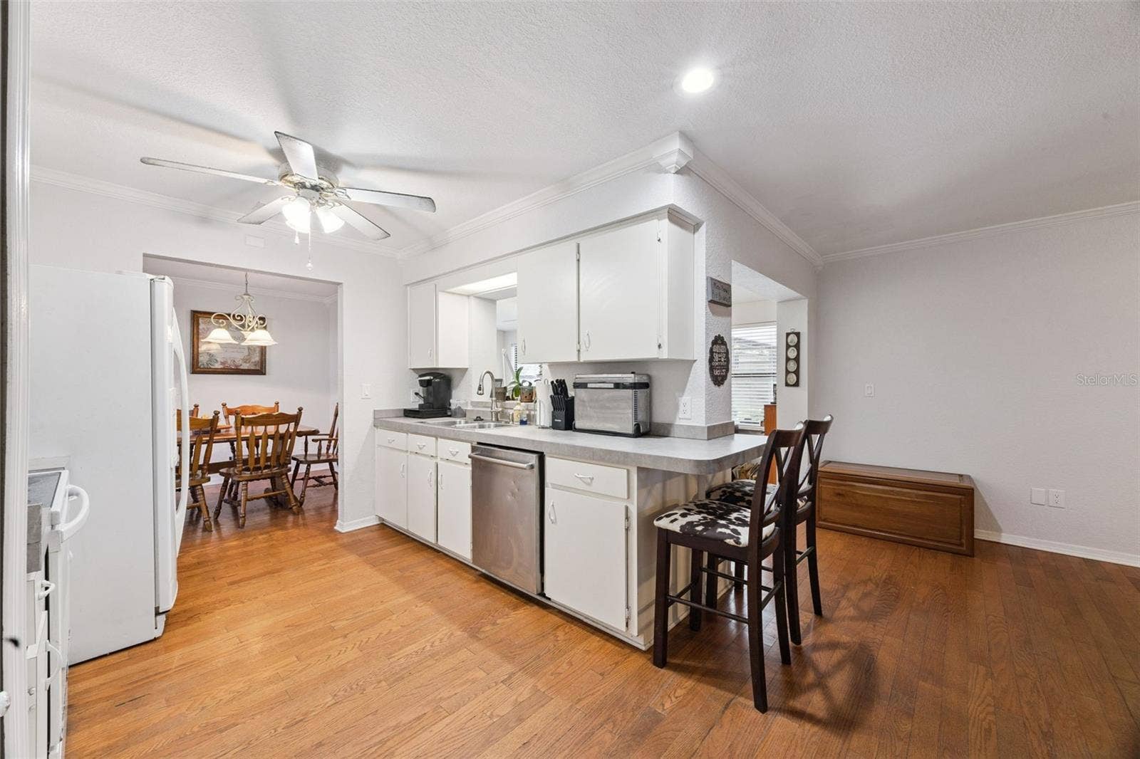 324 E FULLERS CROSS ROAD, Winter Garden, FL 34787 324 E FULLERS CROSS ROAD, Winter Garden, FL 34787