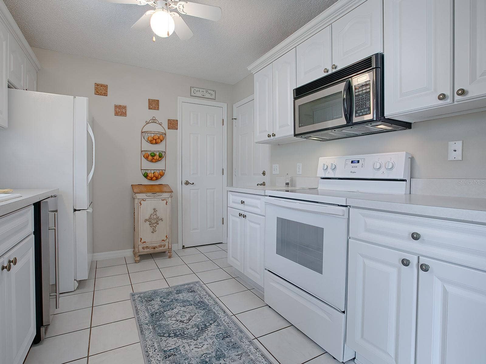 1129 SANTA CRUZ DRIVE, The Villages, FL 32162 1129 SANTA CRUZ DRIVE, The Villages, FL 32162