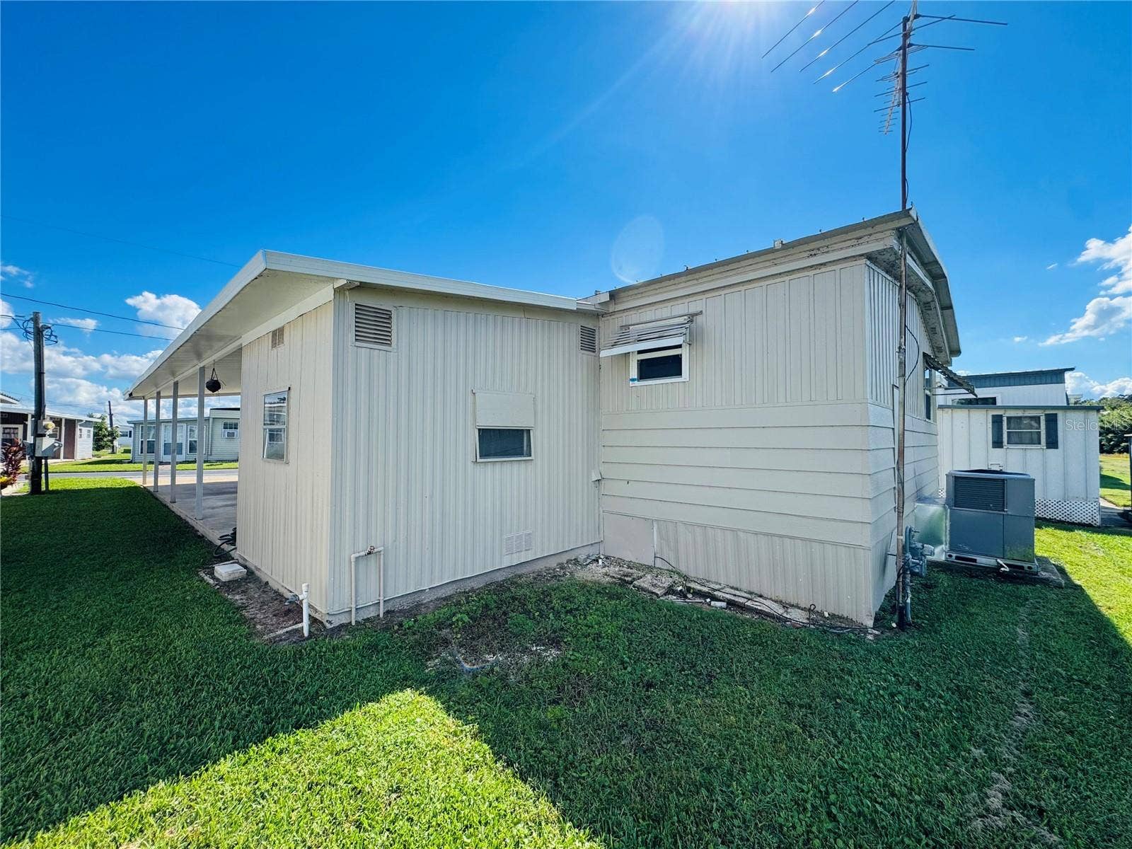 488 MARINA LANE, Tavares, FL 32778