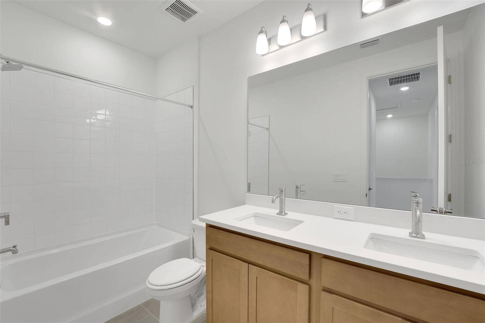 31630 OCEAN BREEZE DRIVE, San Antonio, FL 33576