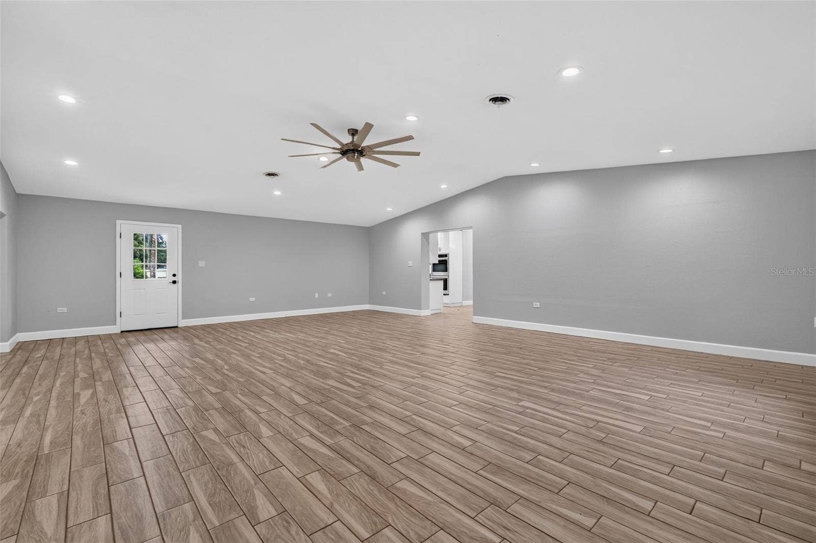 22407 HORIZON VISTAS DRIVE, Eustis, FL 32736 22407 HORIZON VISTAS DRIVE, Eustis, FL 32736