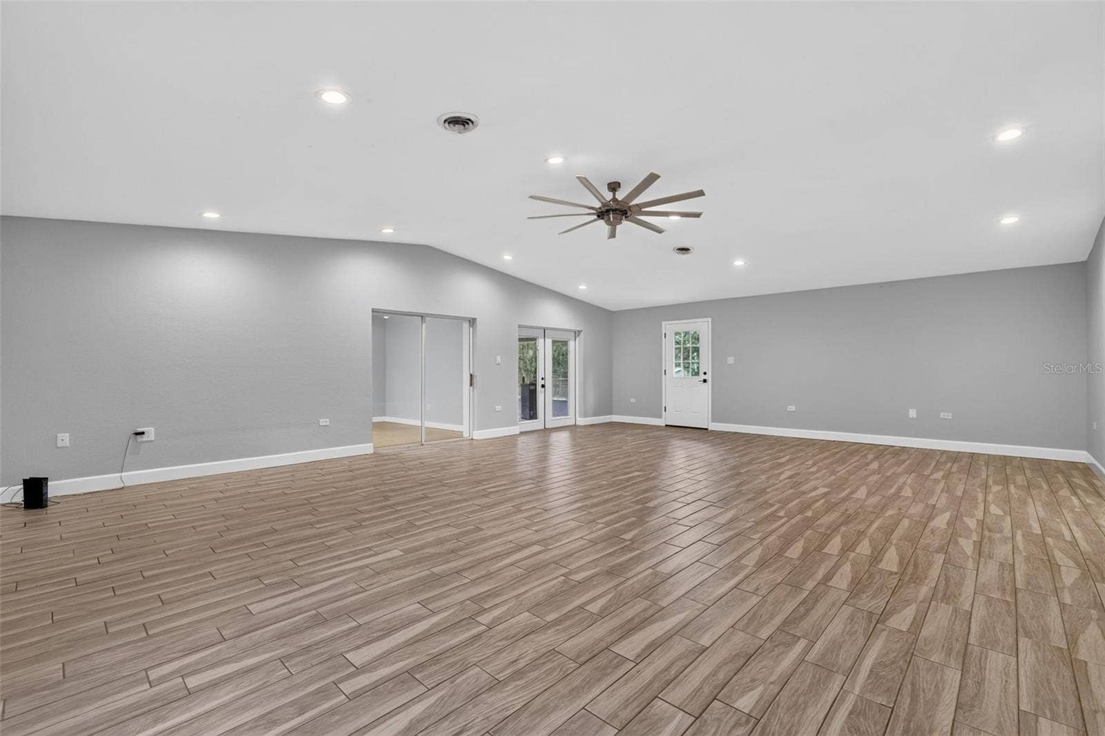 22407 HORIZON VISTAS DRIVE, Eustis, FL 32736 22407 HORIZON VISTAS DRIVE, Eustis, FL 32736