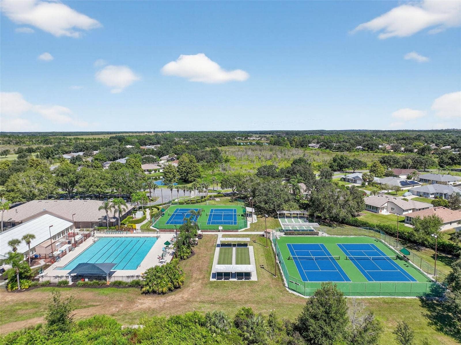 6355 BERKSHIRE PASS, Leesburg, FL 34748 6355 BERKSHIRE PASS, Leesburg, FL 34748