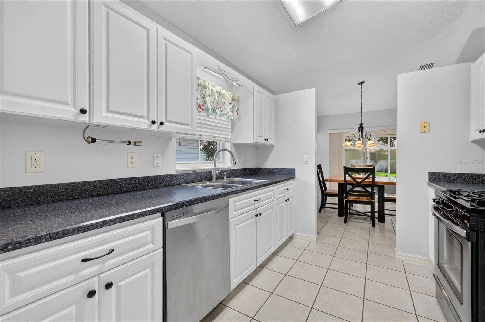 6355 BERKSHIRE PASS, Leesburg, FL 34748 6355 BERKSHIRE PASS, Leesburg, FL 34748