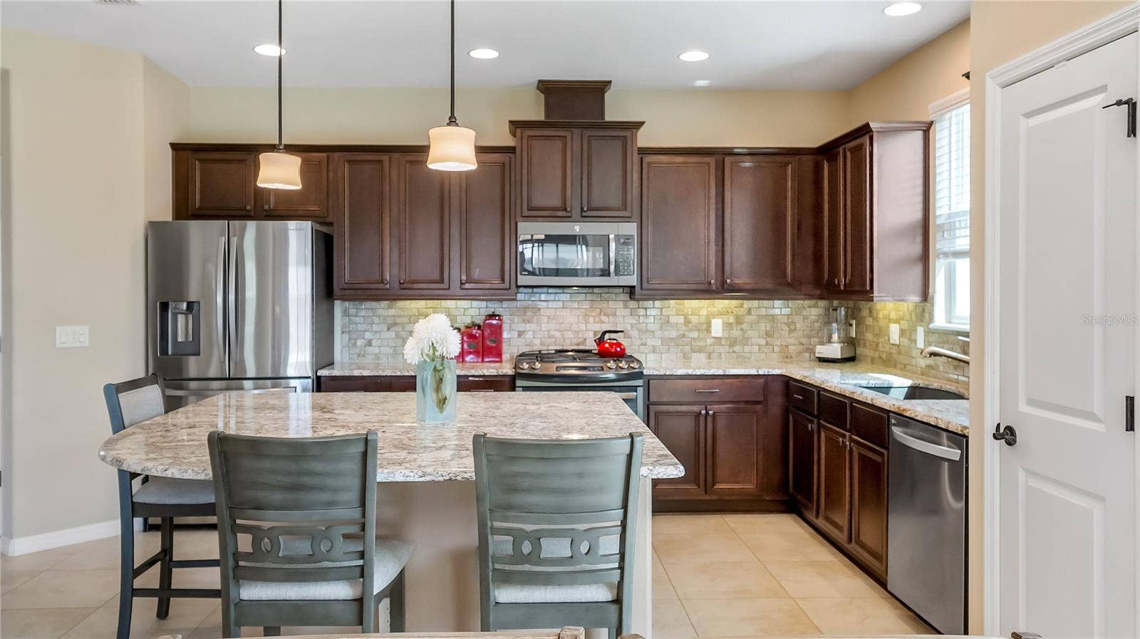 110 BAYOU BEND ROAD, Groveland, FL 34736 110 BAYOU BEND ROAD, Groveland, FL 34736
