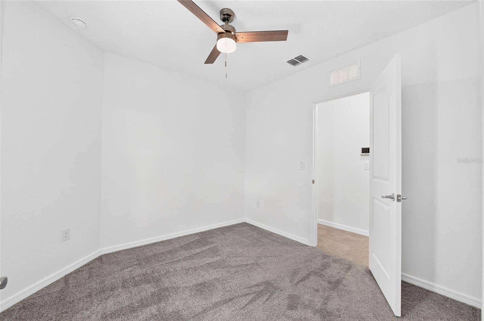 8359 SW 54TH LOOP, Ocala, FL 34481 8359 SW 54TH LOOP, Ocala, FL 34481