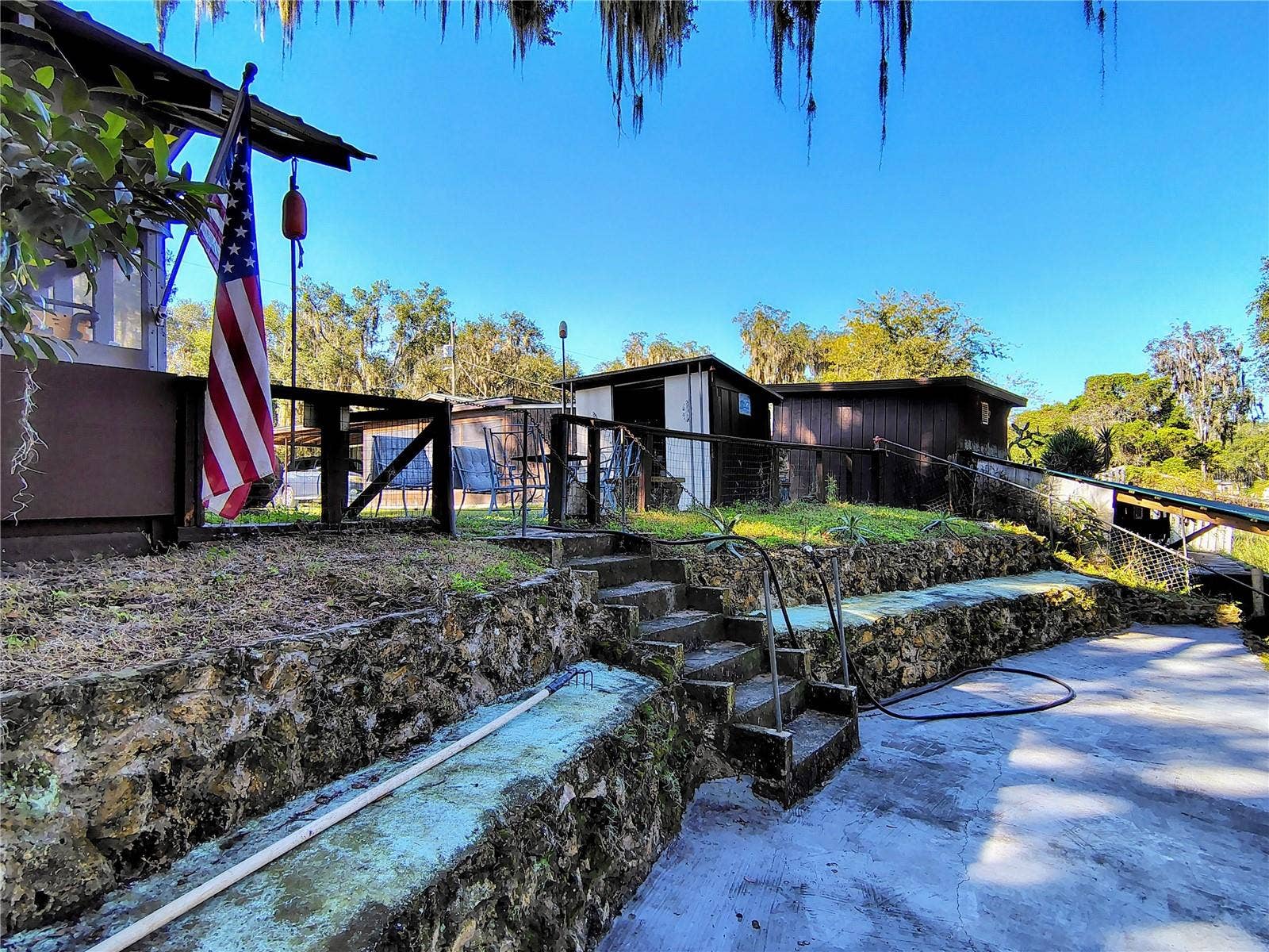 766 CR 485A, Lake Panasoffkee, FL 33538 766 CR 485A, Lake Panasoffkee, FL 33538