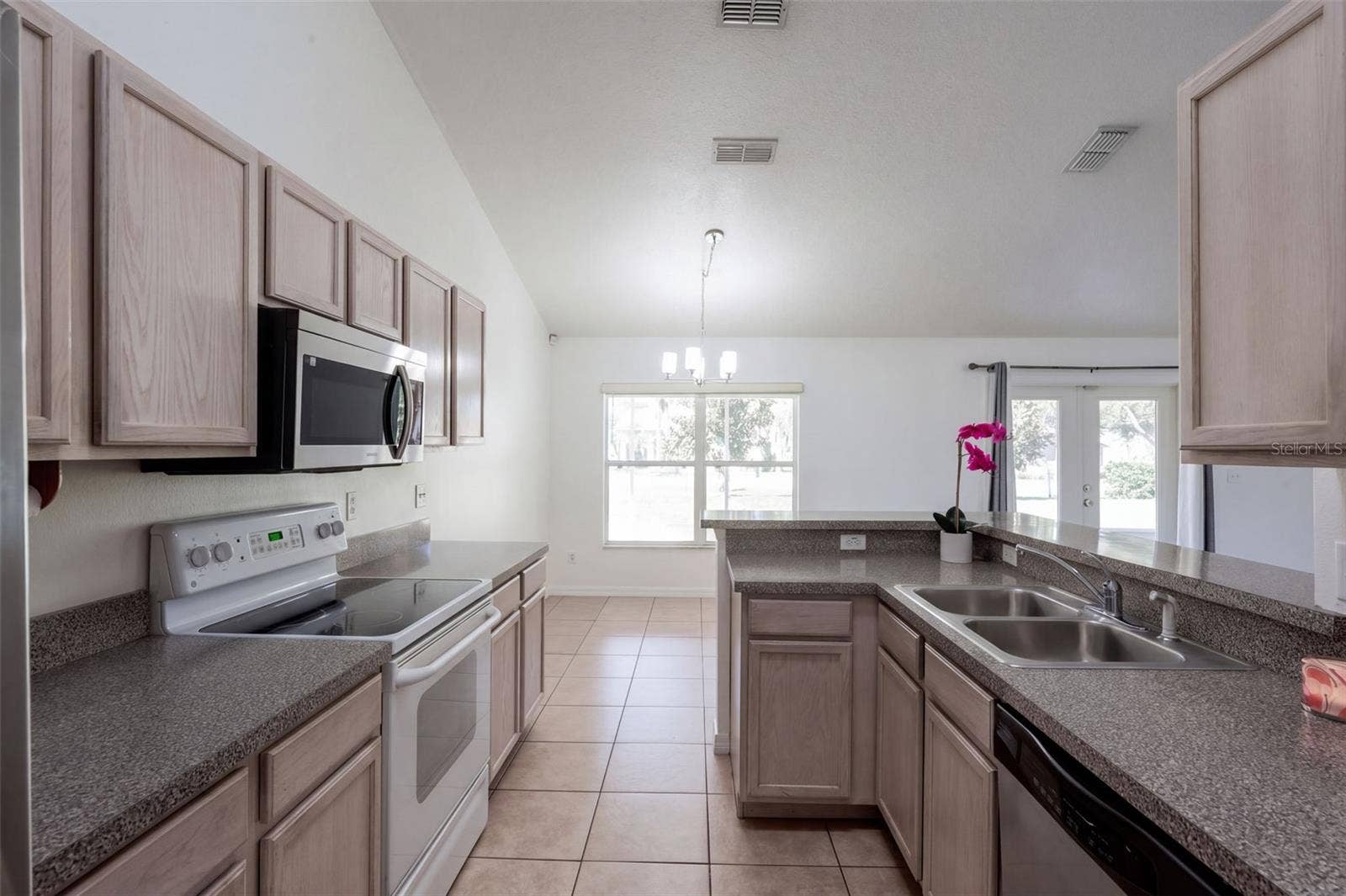 11413 PATRICO LOOP, Clermont, FL 34711 Kitchen
