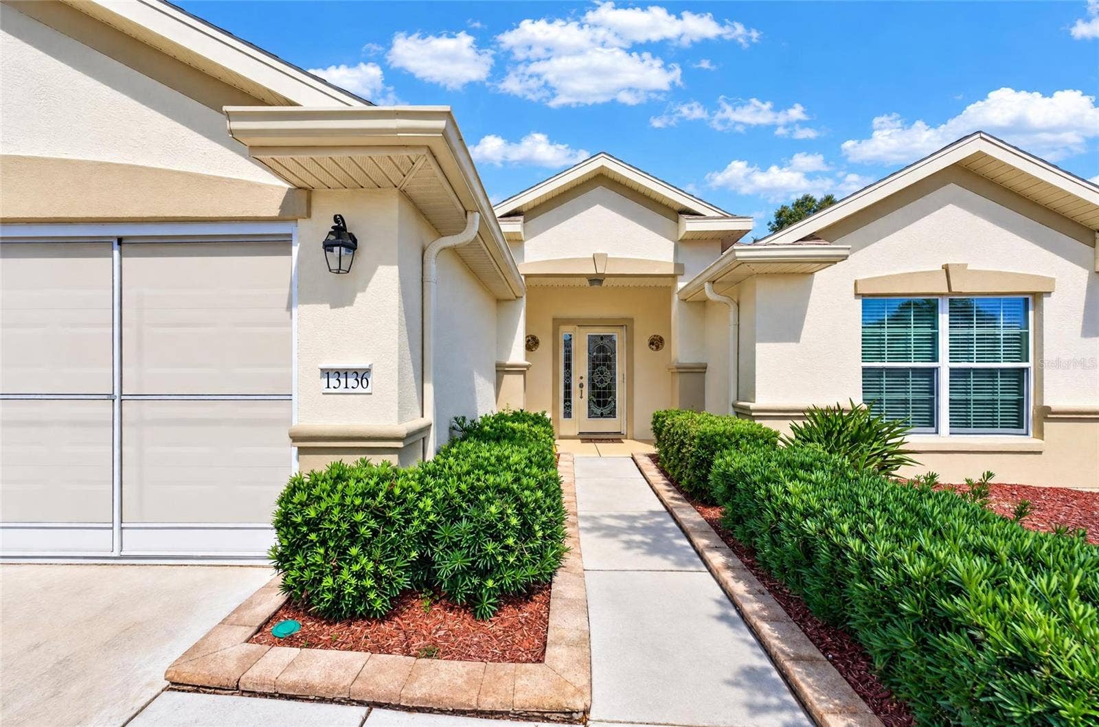 13136 SE 86TH CIRCLE, Summerfield, FL 34491 Walkway to Entrance