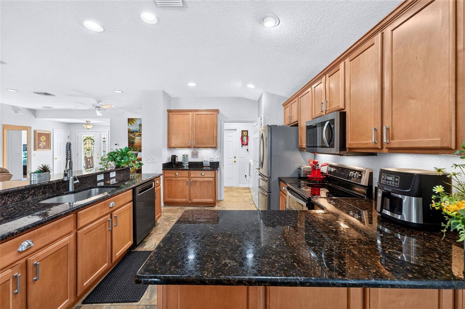 13136 SE 86TH CIRCLE, Summerfield, FL 34491 Kitchen