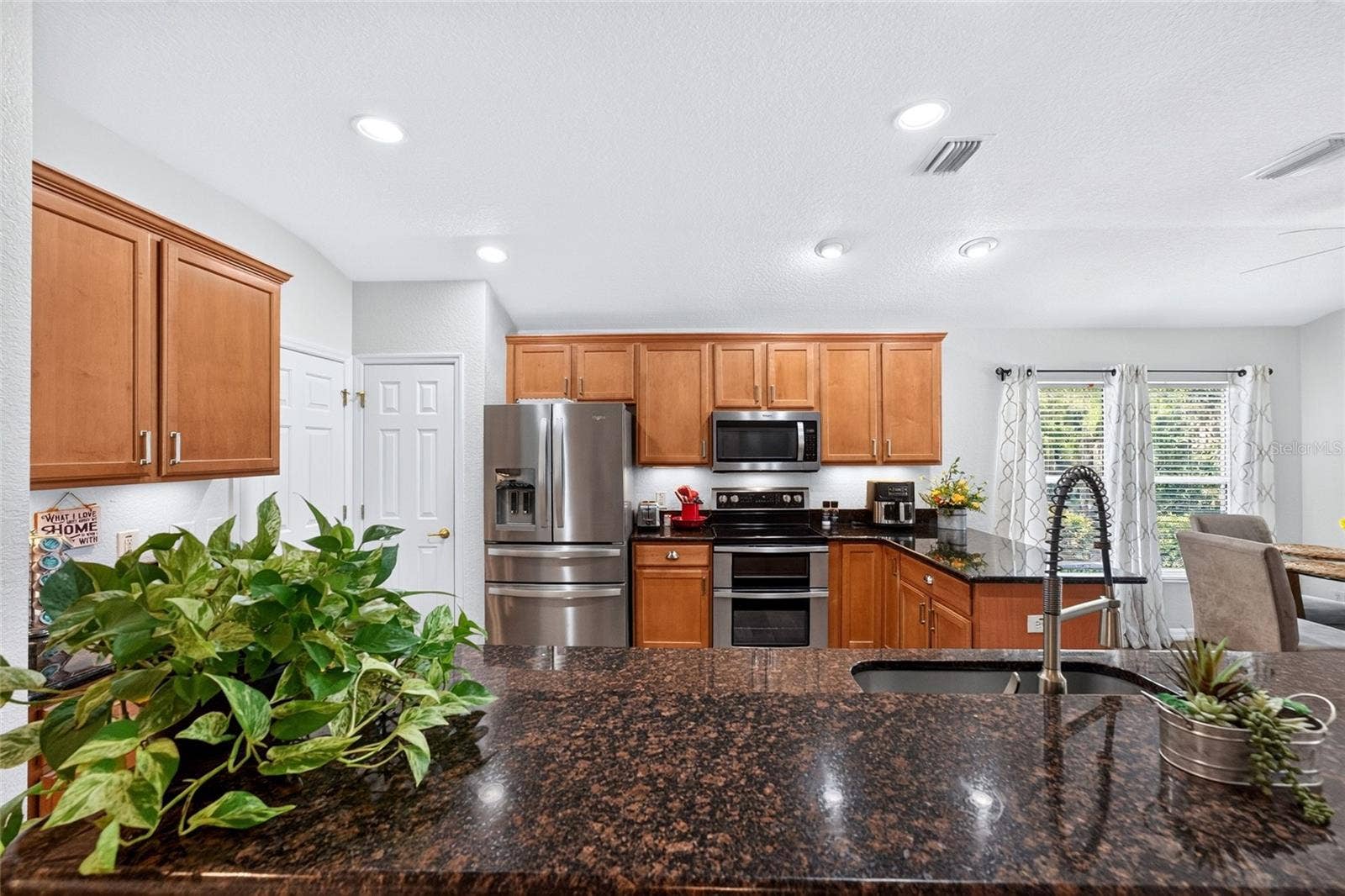 13136 SE 86TH CIRCLE, Summerfield, FL 34491 Kitchen