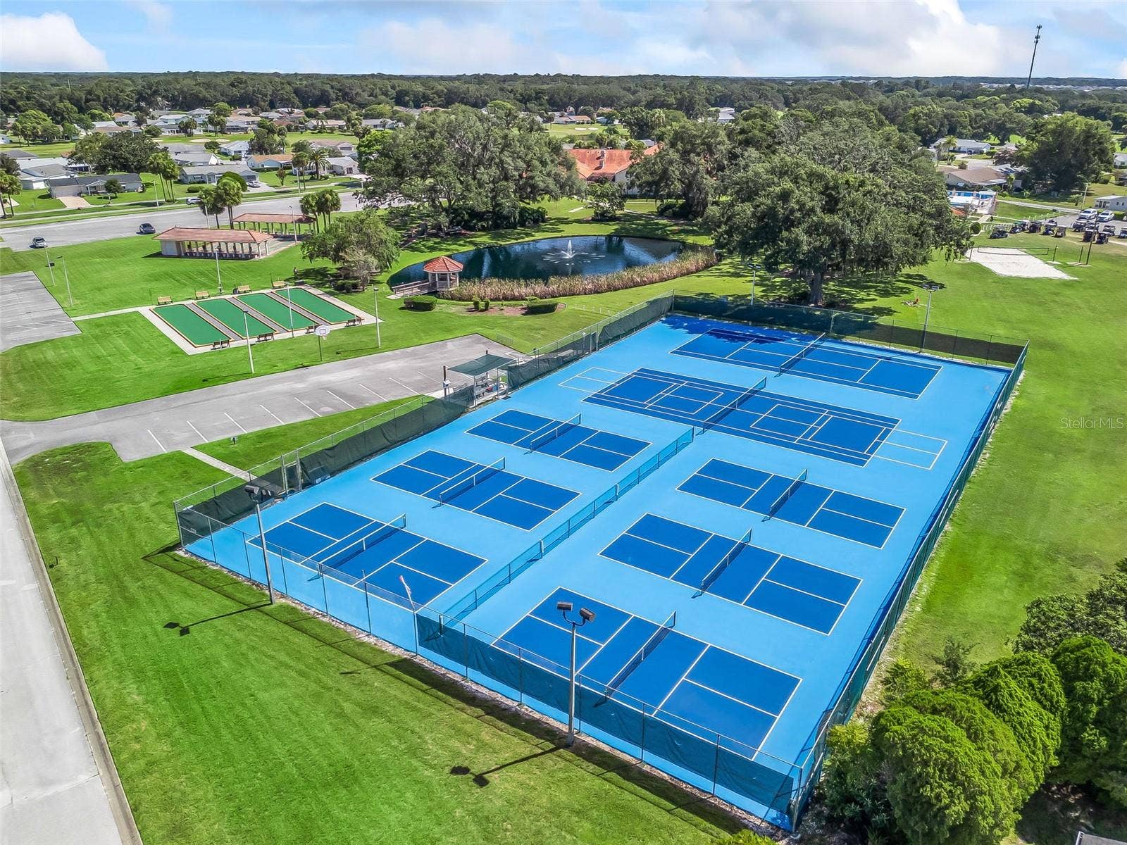 17909 SE 99TH AVENUE, Summerfield, FL 34491 17909 SE 99TH AVENUE, Summerfield, FL 34491