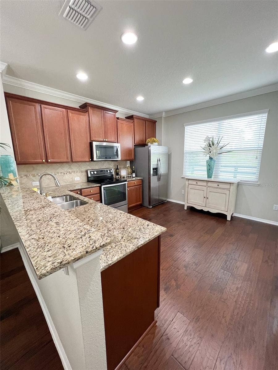30348 LIPIZZAN TERRACE, Mount Dora, FL 32757 Kitchen