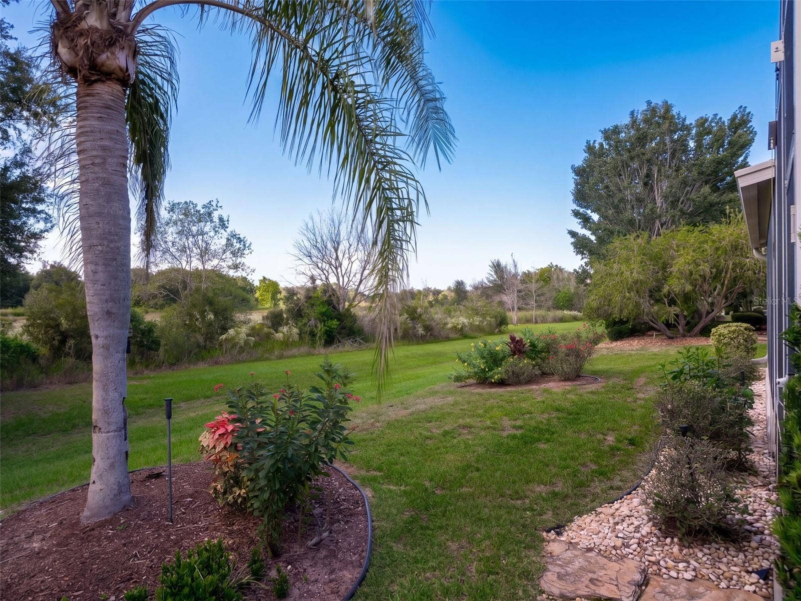 21411 ROYAL TROON DRIVE, Leesburg, FL 34748 Can you picture yourself here, every single day?