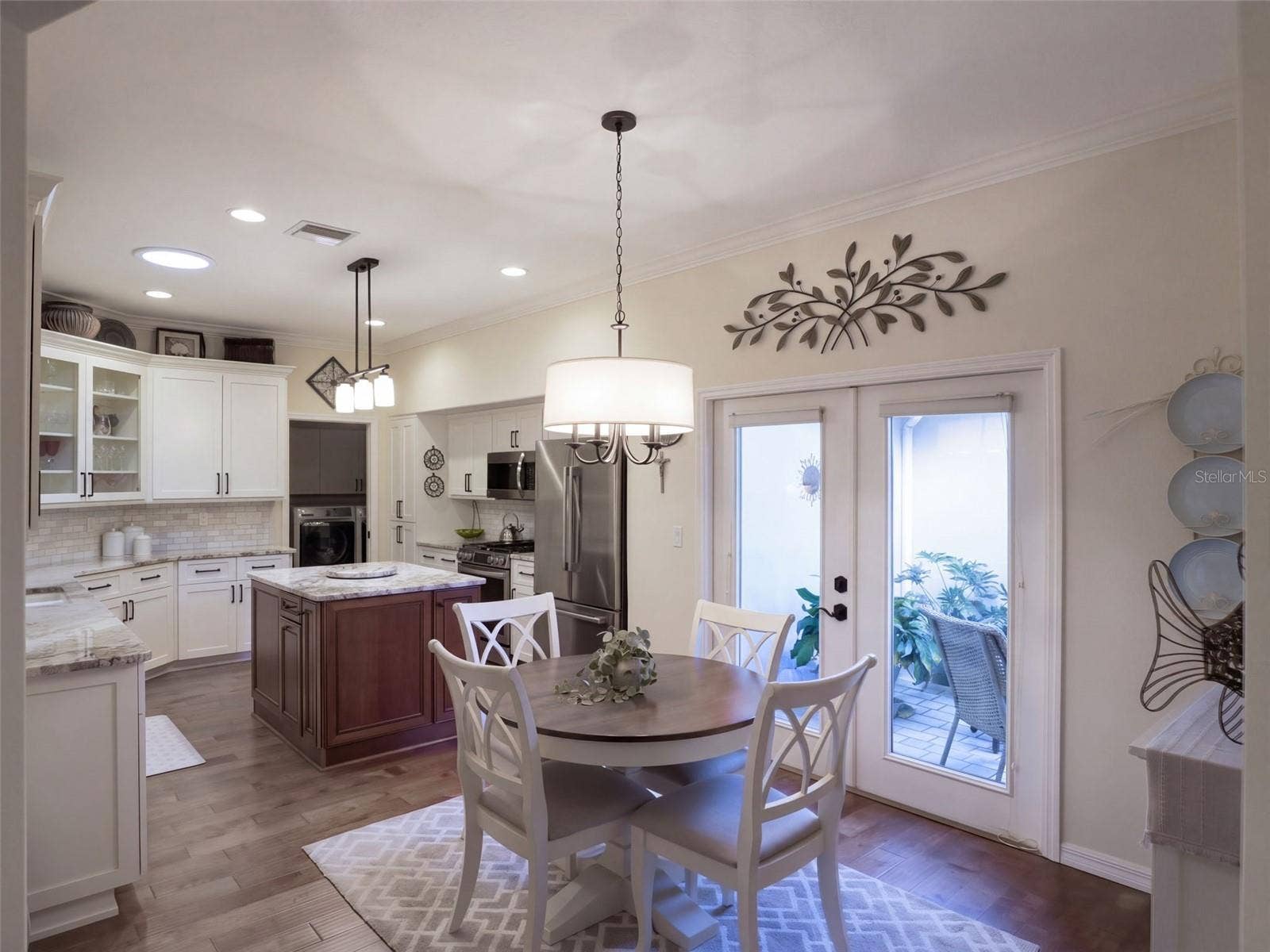 21411 ROYAL TROON DRIVE, Leesburg, FL 34748 The Cook's Kitchen!
