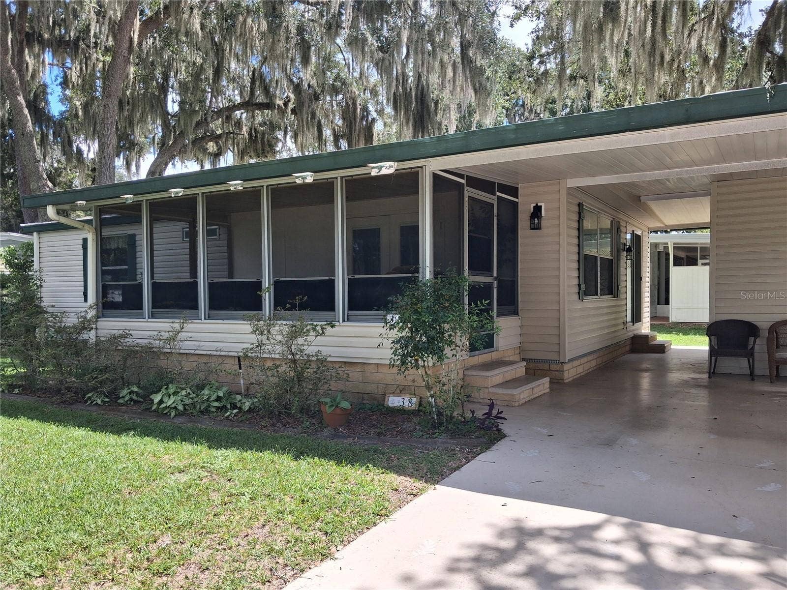 38 N BOBWHITE ROAD, Wildwood, FL 34785 38 N BOBWHITE ROAD, Wildwood, FL 34785