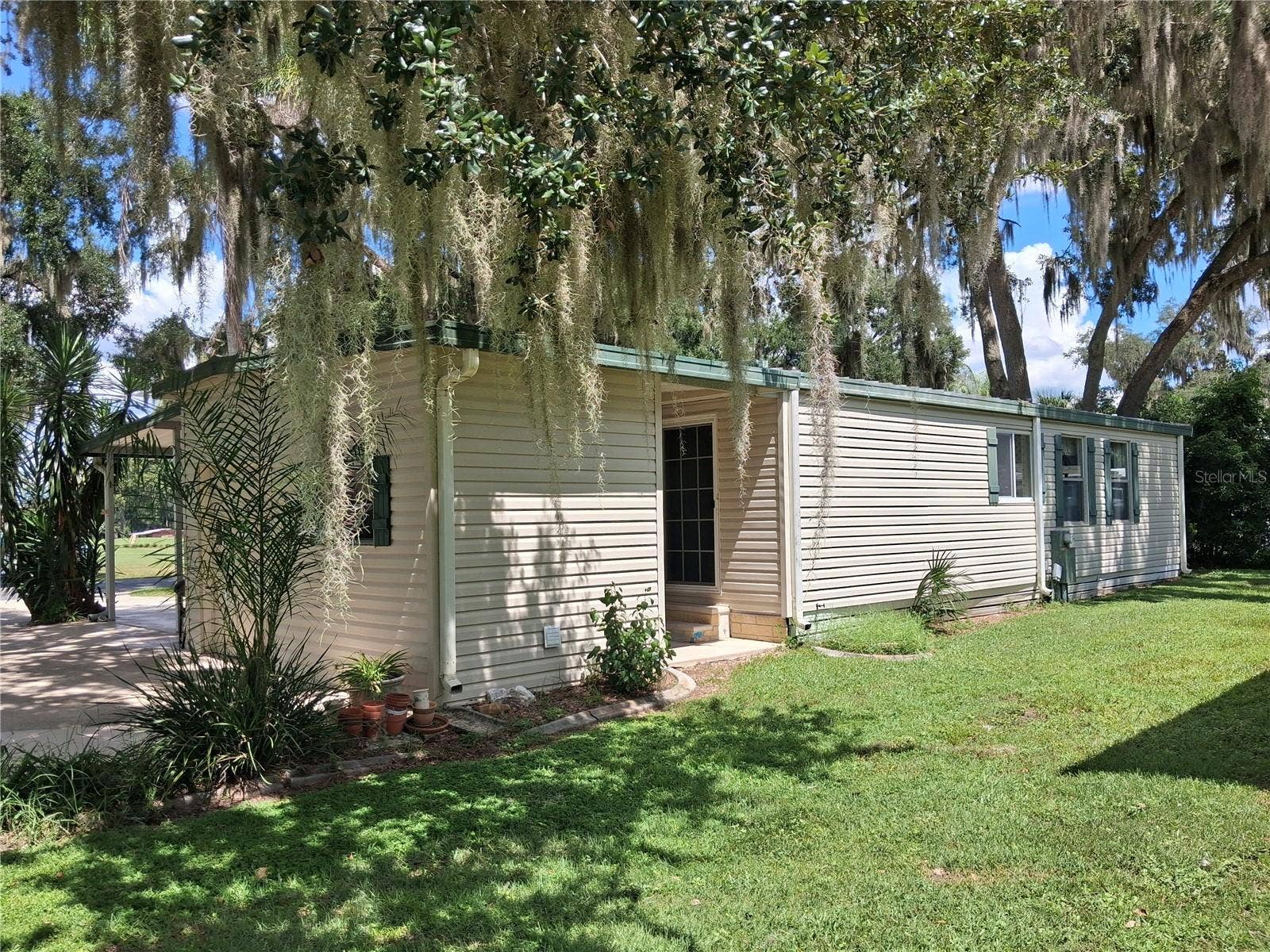 38 N BOBWHITE ROAD, Wildwood, FL 34785 38 N BOBWHITE ROAD, Wildwood, FL 34785