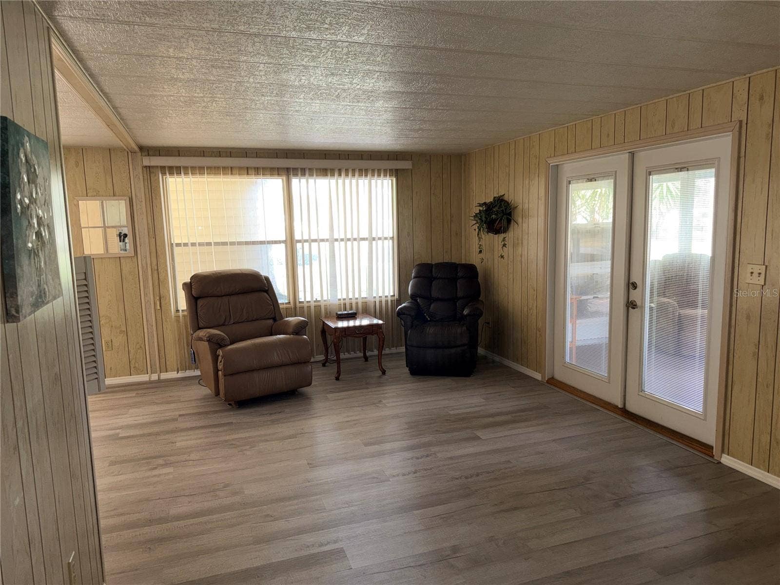 38 N BOBWHITE ROAD, Wildwood, FL 34785 Bedroom to Living Room View 2