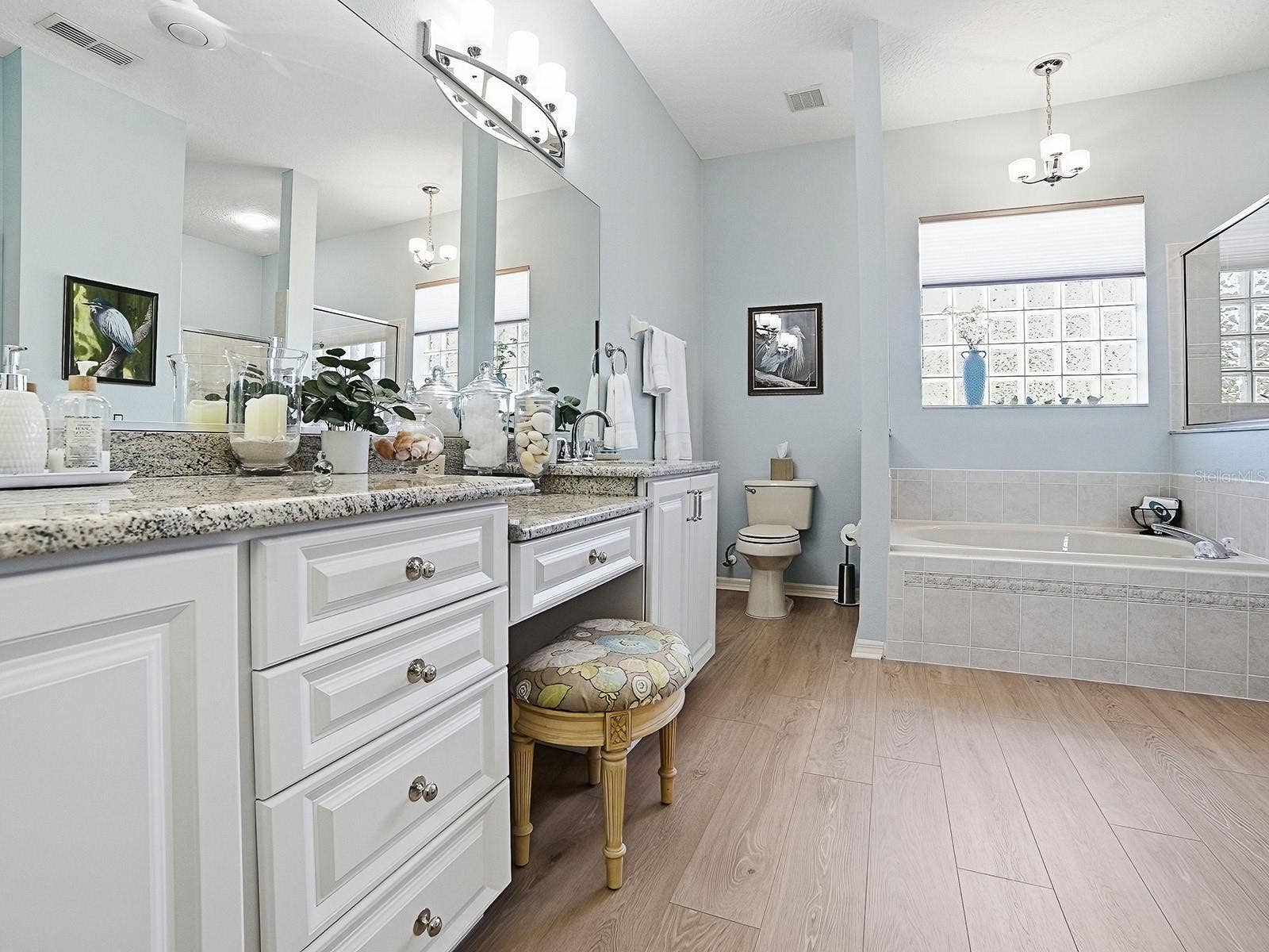 4818 SABLE RIDGE COURT, Leesburg, FL 34748 Owners Bathroom with soaking tub